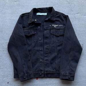 OFF-WHITE Denim Jacket/ Tape Arrows Slim Jean Jacket/OMYE005R20E54002/Black/L